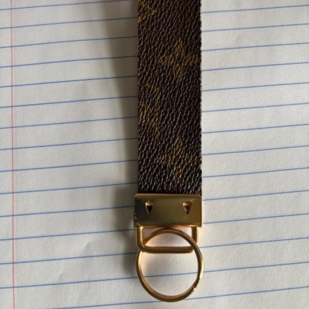 Brown Leather Key Ring Wristlet with Gold Hardware